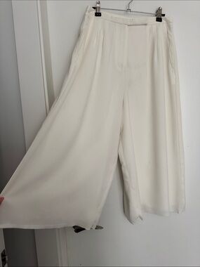 Babaton White Wide Leg Culotte Pants Japanese Fabric Size 4